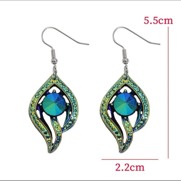 Colorful Blue and Green Elegant Earrings - Picture 6 of 6